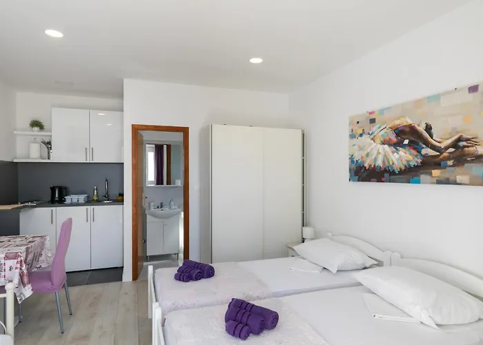 Apartman Karol & Mara *